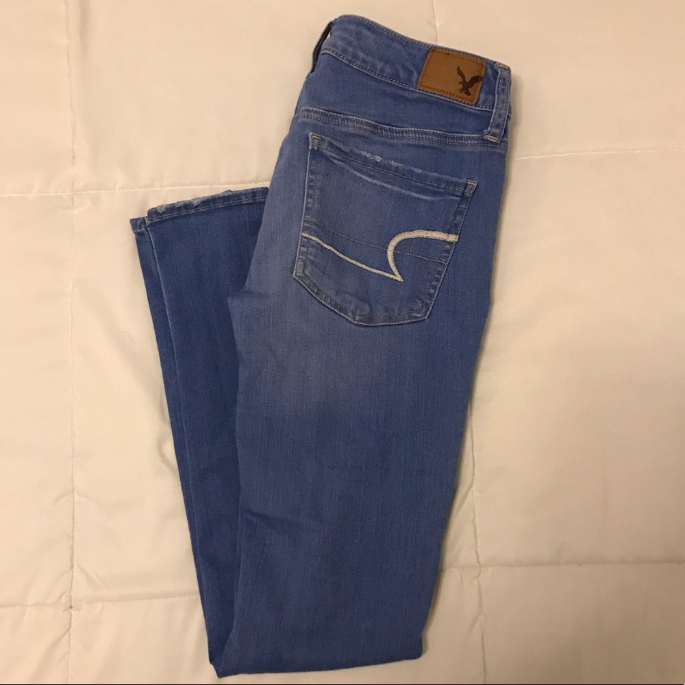 American Eagle Light Blue Jeans Size:6